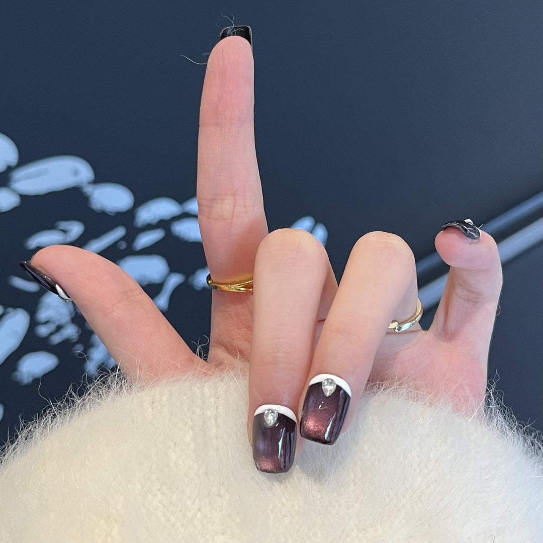 Elegant Gel Press-On Nail Set with Rhinestone Details Stornfield