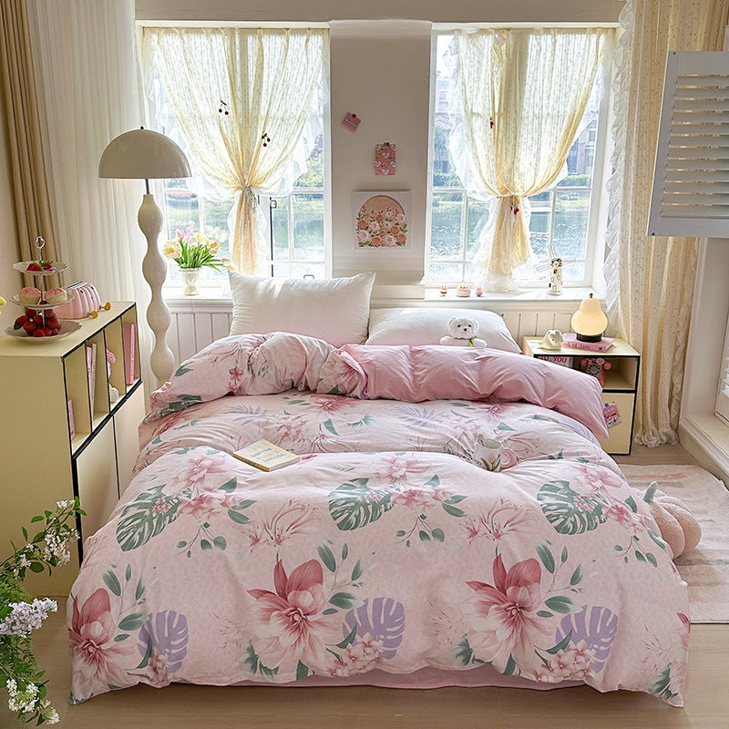 Elegant Floral Patterned Duvet Cover Set