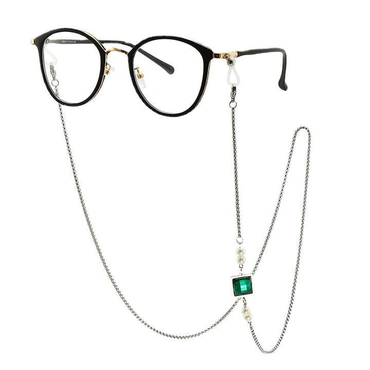 Fashionable Eyewear Chain Stornfield