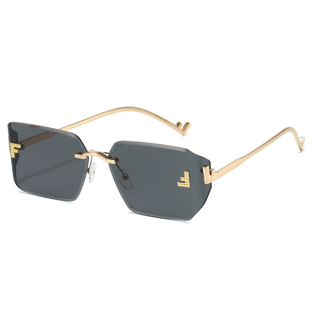 Luxurious Geometric Sunglasses Stornfield