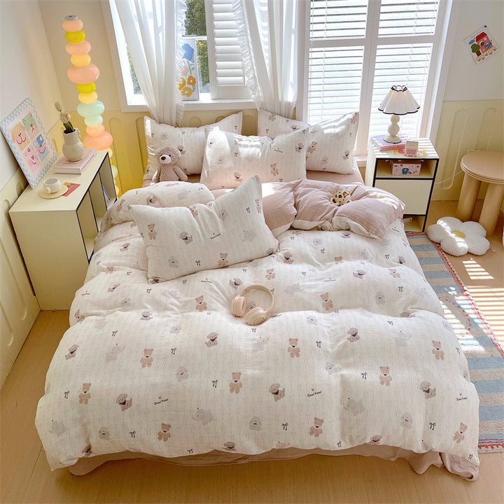 Cotton Gauze Quilted Duvet Cover and Pillowcase Set with Vintage Floral Bunny Print