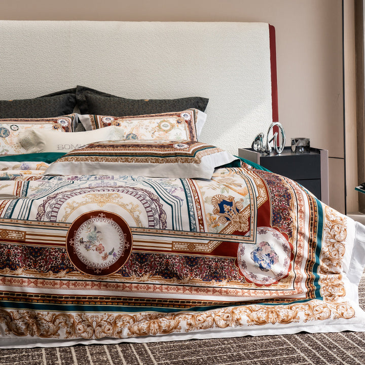 Luxury Baroque Satin-Feel Duvet Cover Set with Ornate Medallion Print