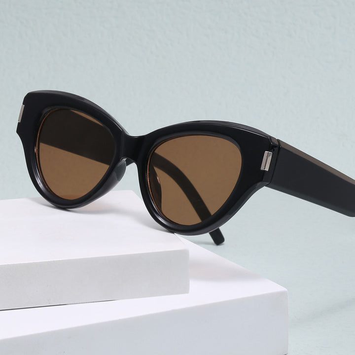 Ladies Cat-Eye Sunglasses with modern, eye-catching design Stornfield