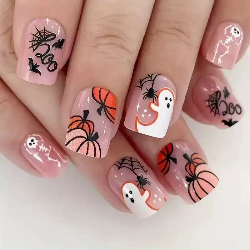 Halloween Artificial Nail Set with Creepy 3D Designs and Spider Decorations Stornfield