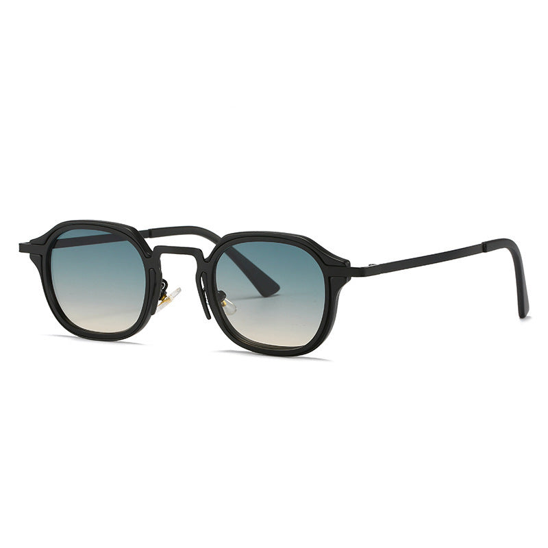 Ladies fashionable sunglasses with distinctive design and UV protection Stornfield
