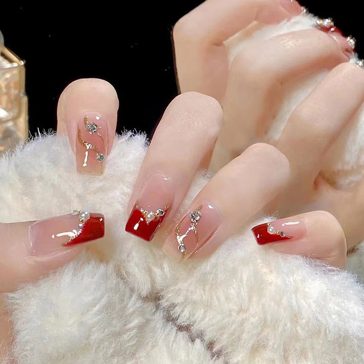 Festive Holiday Themed Press-On Nail Art Stornfield