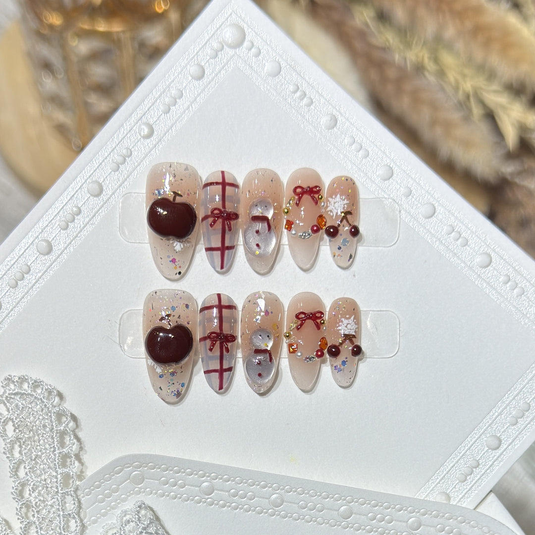 Winter-Themed Press-On Nail Art Set Stornfield