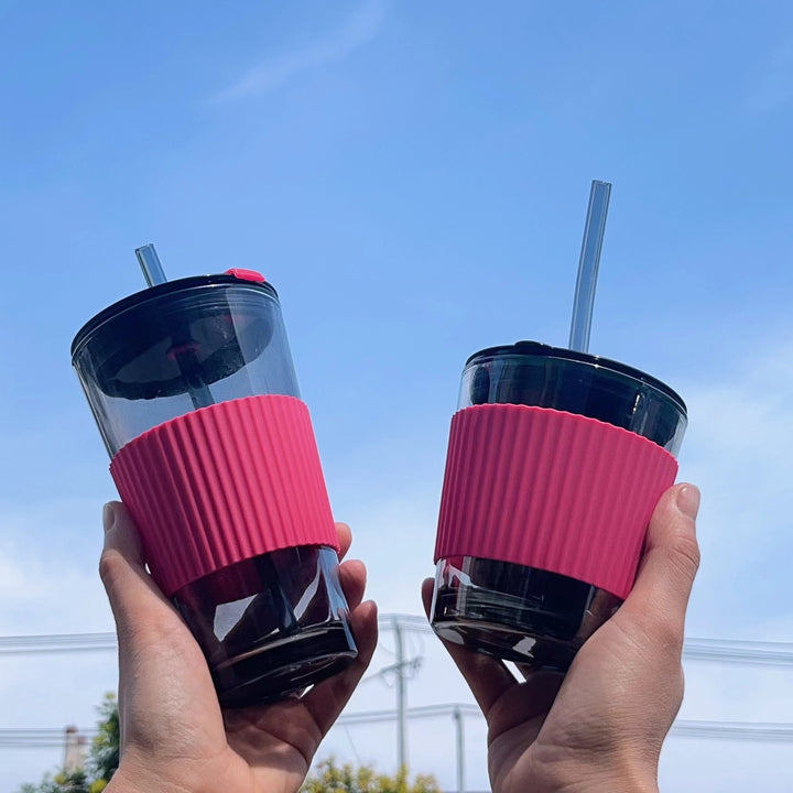Women's versatile drinking cup with non-slip silicone cover and straw Stornfield