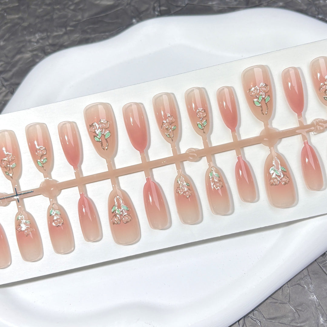 Decorative Artisan Press-On Nail Set