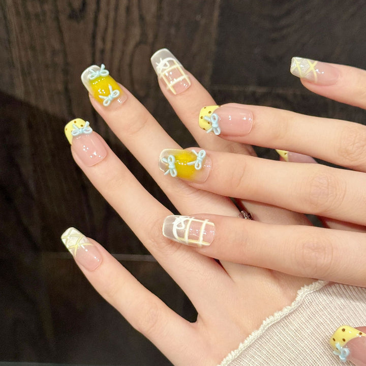 Thematic Decorative Press-On Nail Art Set