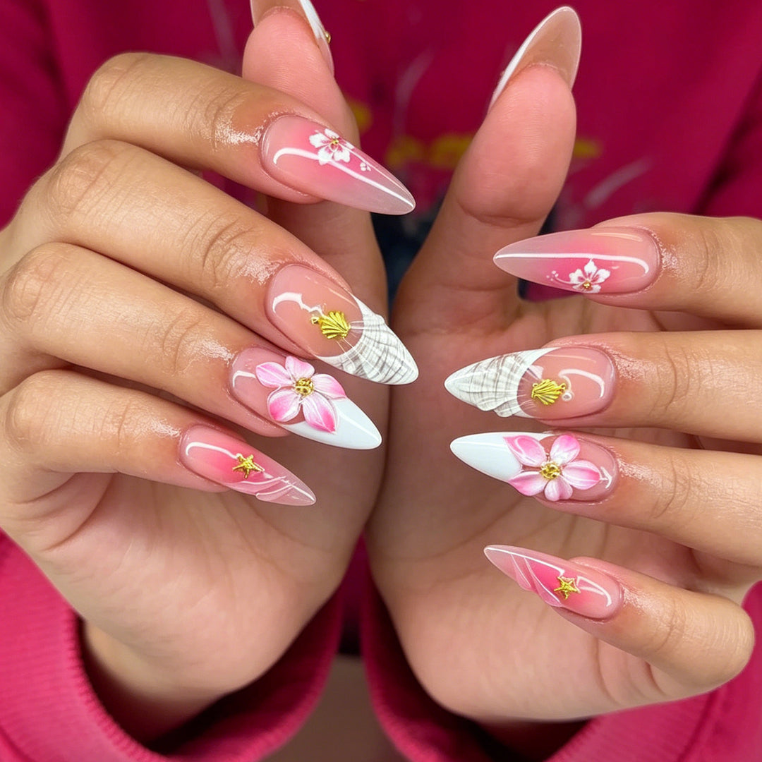 Floral Elegance Nail Decoration Stornfield