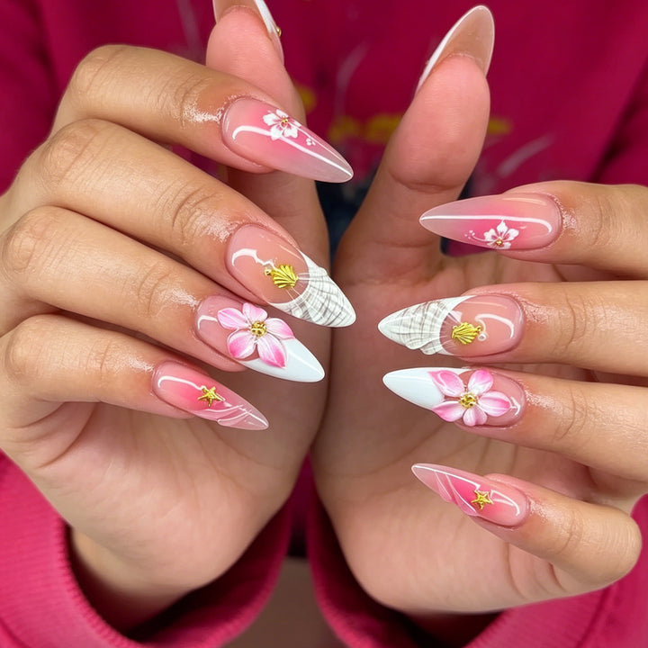 Floral Elegance Nail Decoration Stornfield