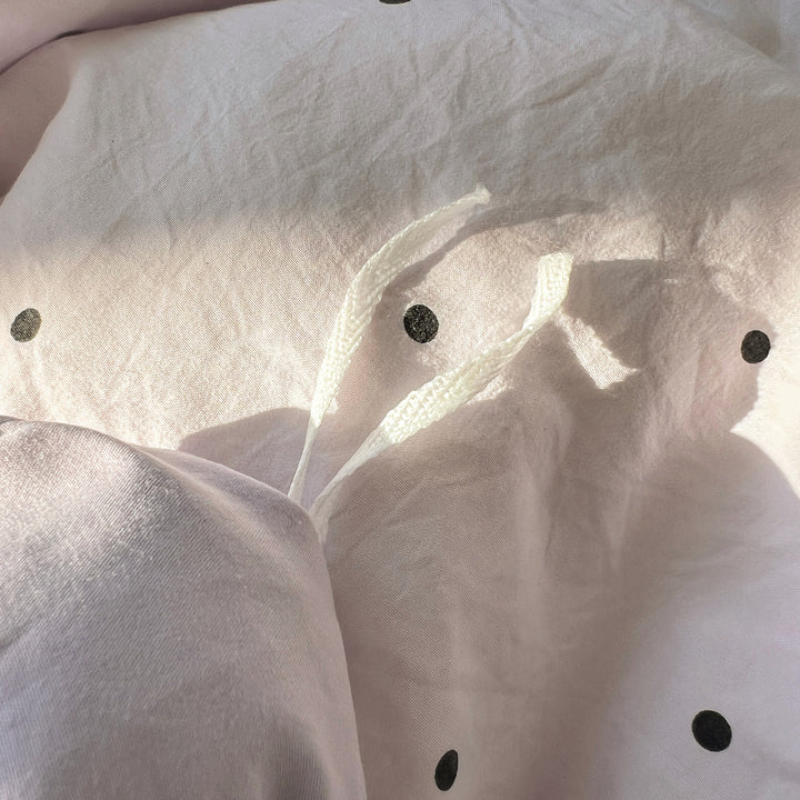 Cozy Dotted Comforter Set