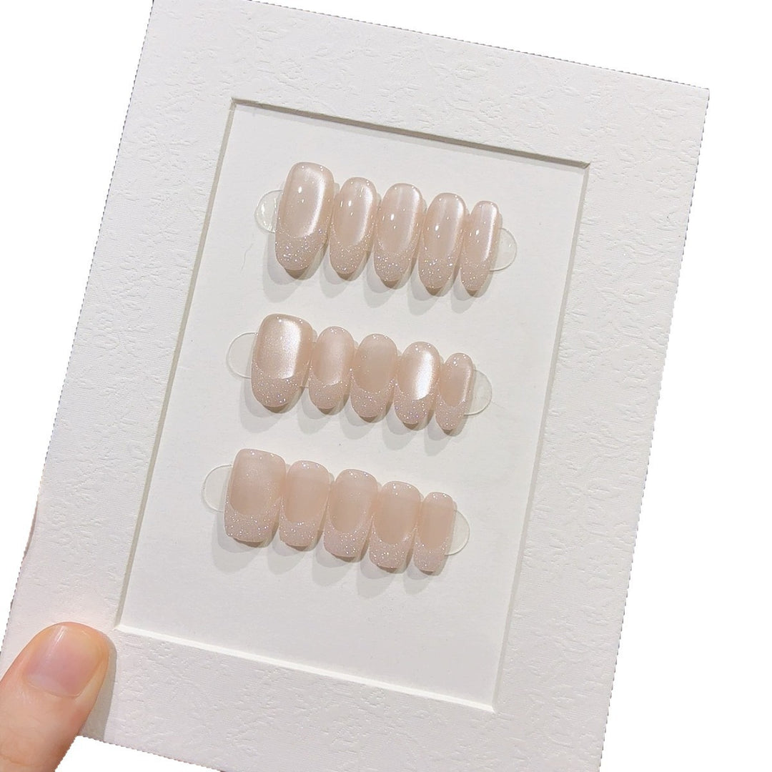 Elegant Glitter Press-On Nail Design Stornfield
