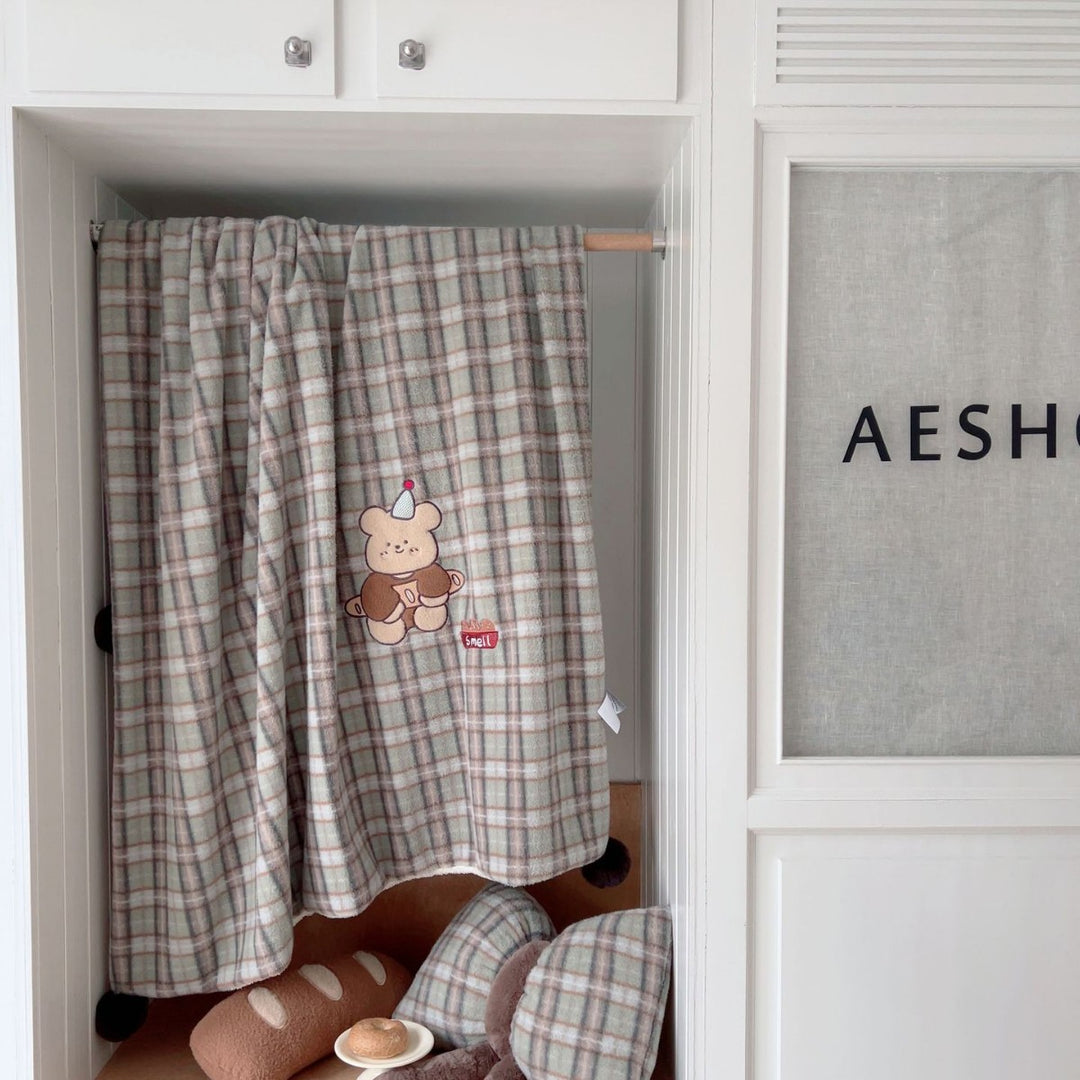 Plush Gingham Check Embroidered Fleece Throw Blanket with Bear Applique