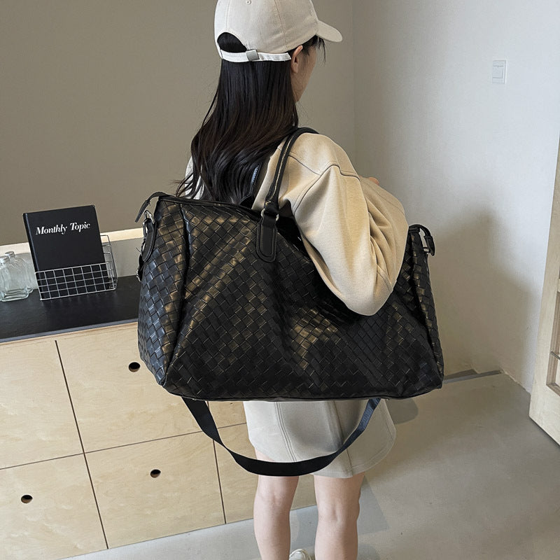Handcrafted Travel Bag Made of Woven Leather Stornfield