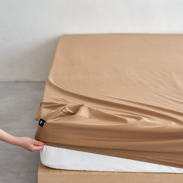 Extra-deep Jersey fitted sheet with elastic all-round rubber and soft single jersey