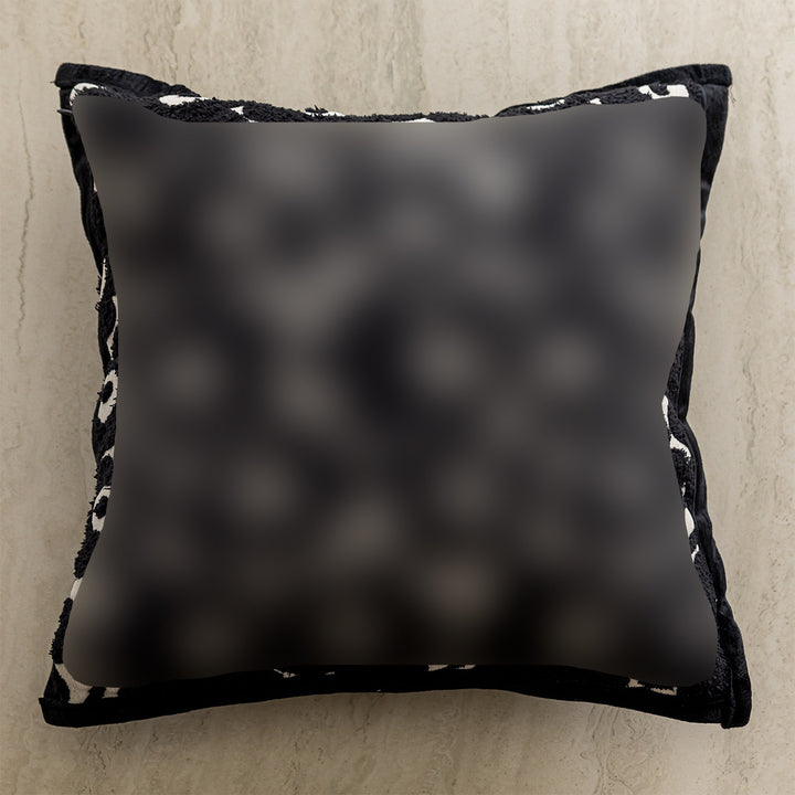 Structured decorative cushions