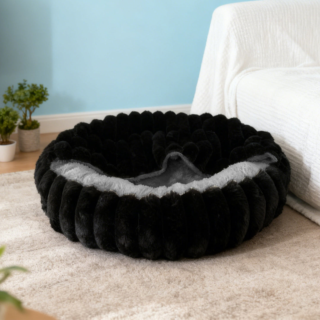 Ladies Cozy and Round Pet Bed with High Edge Stornfield