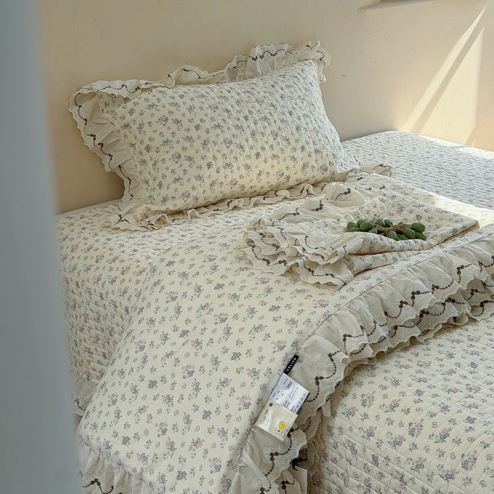 Quilted Cotton Duvet Cover Set with Ruffled Lace-Trim Pillow Shams