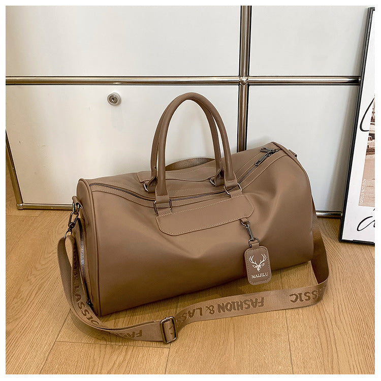 Spacious Travel Duffel Bag with Premium Waterproof Material Stornfield