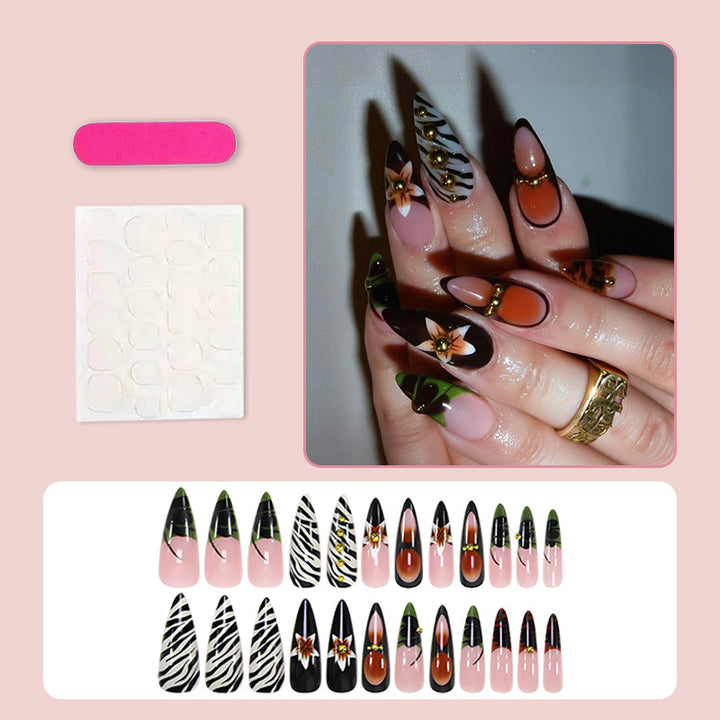 Artificial nail set with elegant flower and animal motif Stornfield