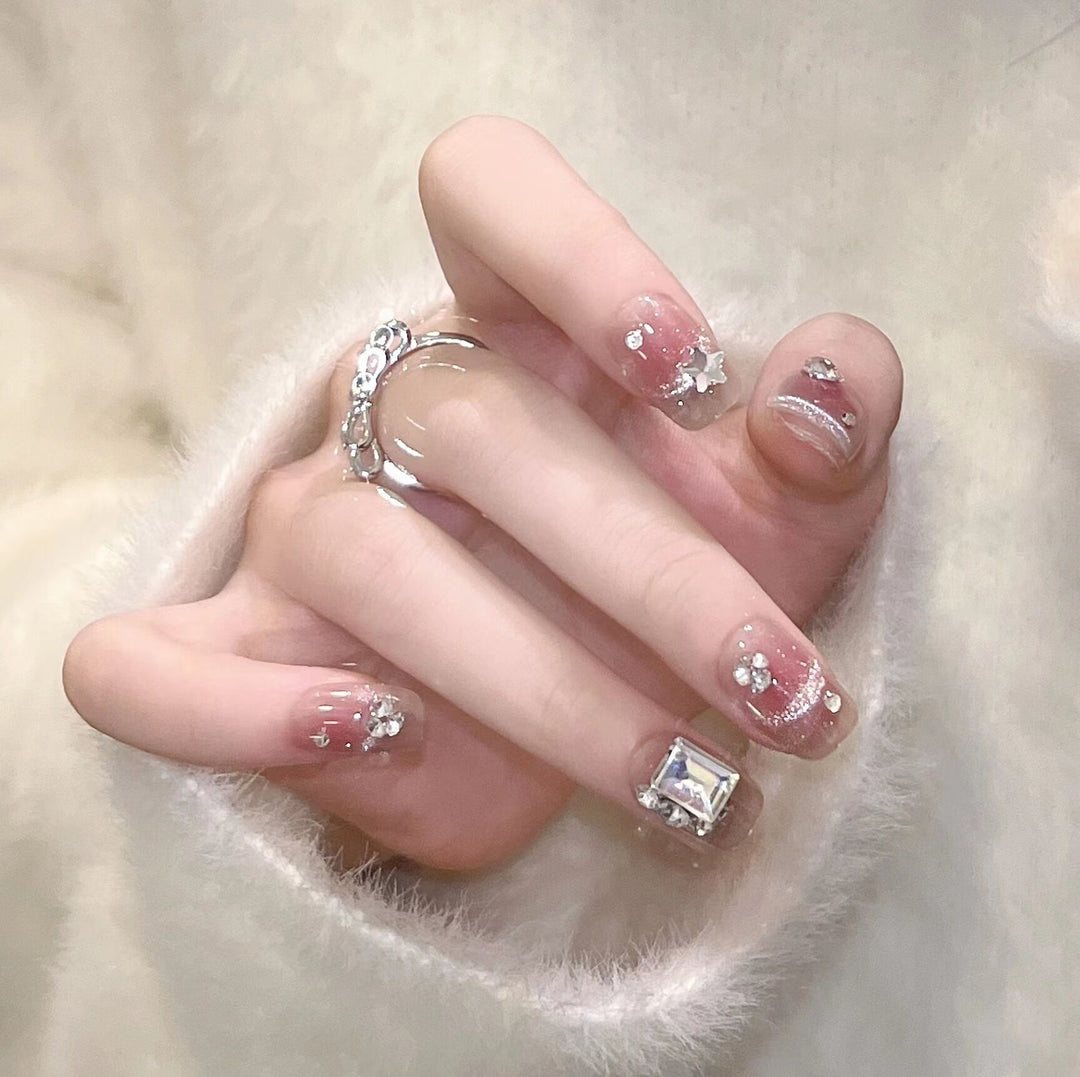 Glamorous Rhinestone-Embellished Press-On Nail Art Stornfield