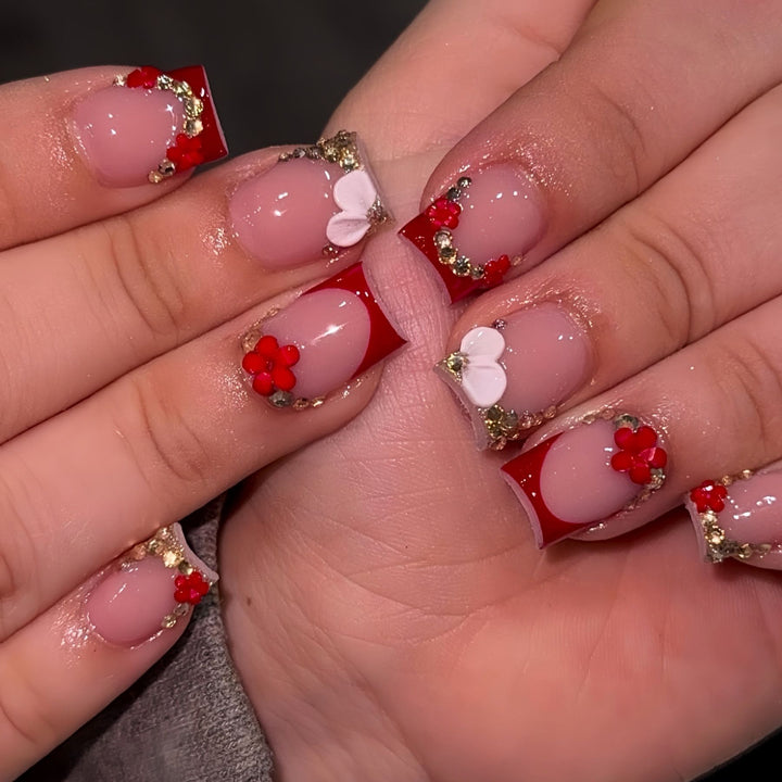 Floral-Accent Press-On Nail Art Stornfield