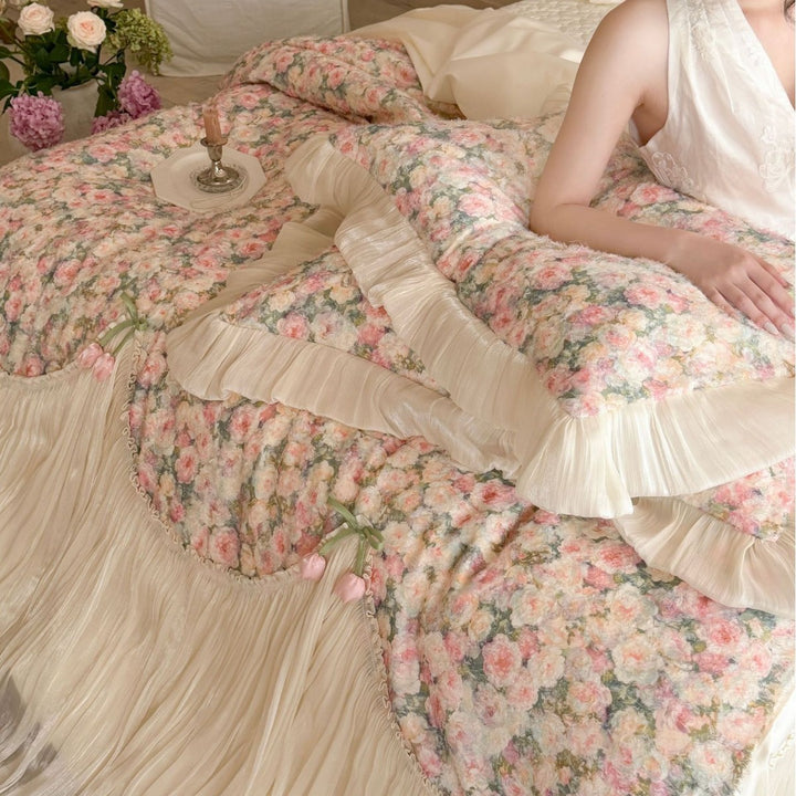 Vintage Floral Pleated Bedspread & Duvet Cover Ensemble with Tulip Appliqué and Ruffled Pillow Shams