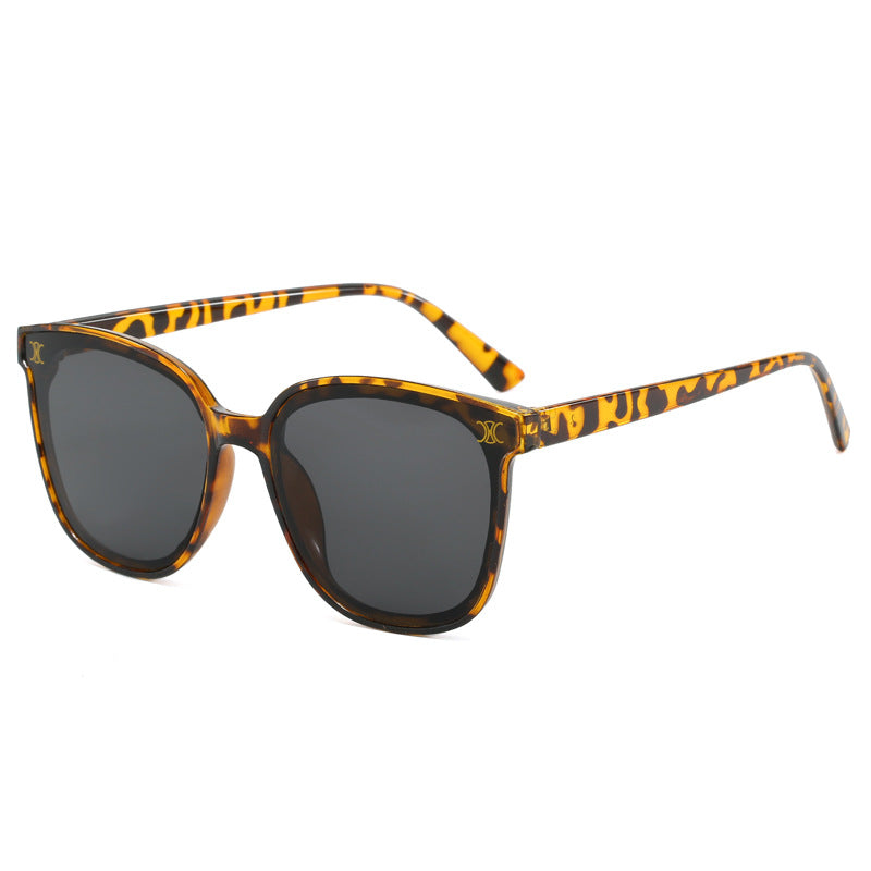 Ladies fashionable oversized sunglasses with high UV protection Stornfield