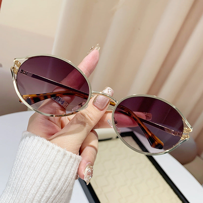 Women's elegant Cat-Eye sunglasses with fine metal frame Stornfield