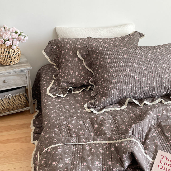 Quilted Floral Ruffled Bedspread and Pillow Sham Set