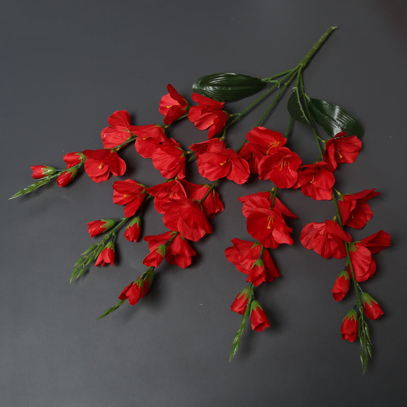 Lifelike Decorative Floral Spray