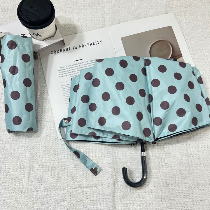 Women Folding Umbrella Stornfield