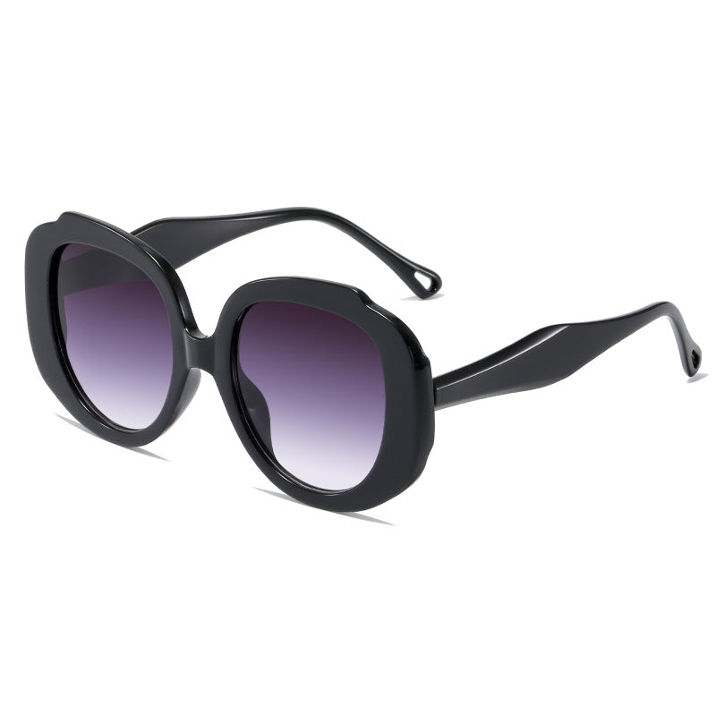 Women glamorous sunglasses with modern frame and UV protection Stornfield