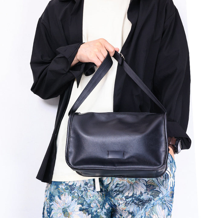 Practical Crossbody Bag In Minimalist Design Stornfield