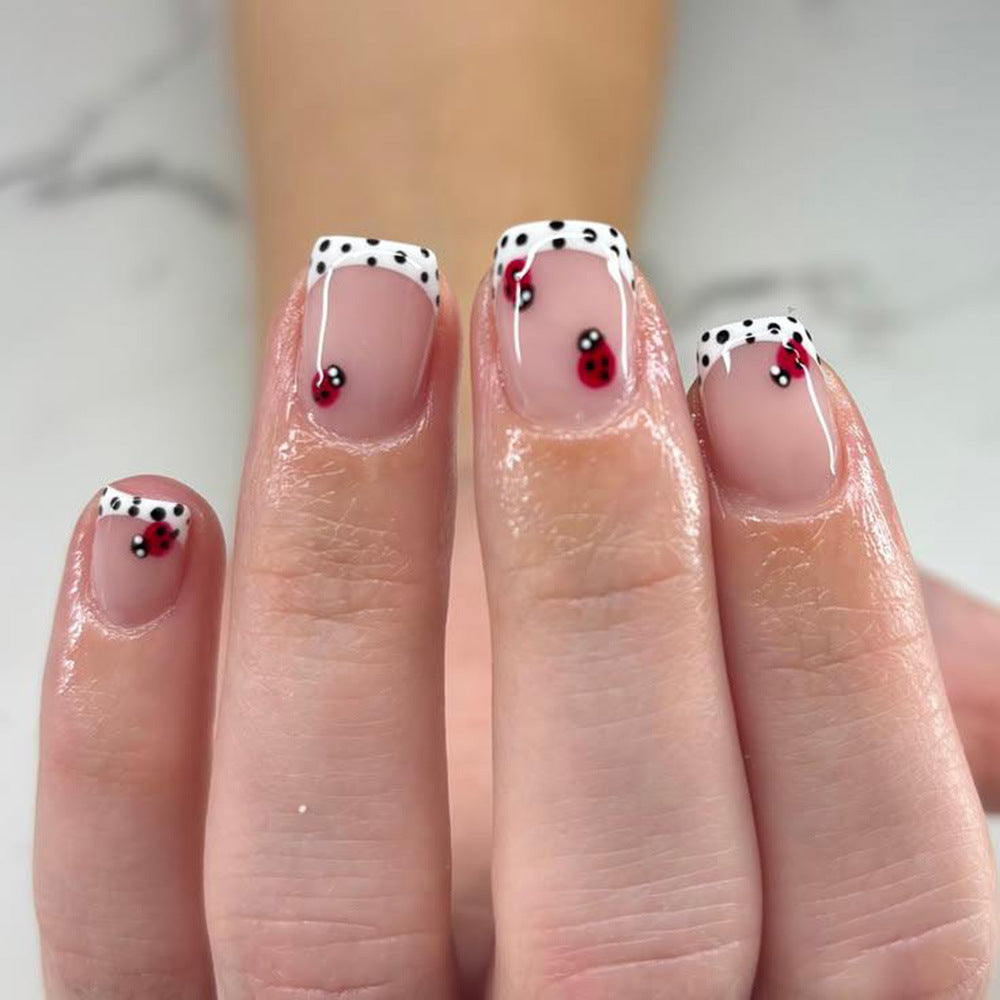 High-gloss artificial nails with rose effect Stornfield