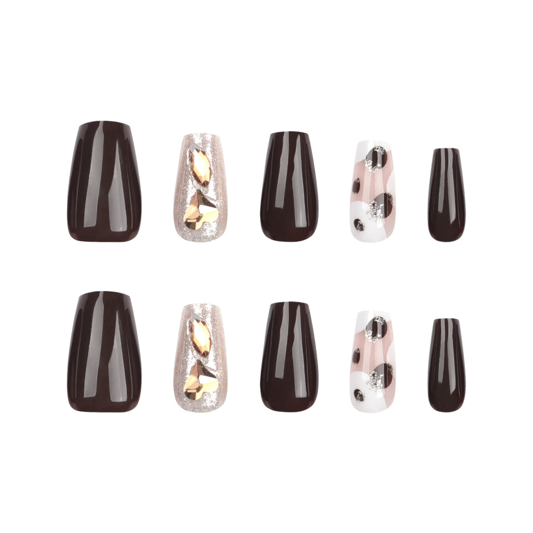 Creative Gel-Nails with Elegant Accents Stornfield