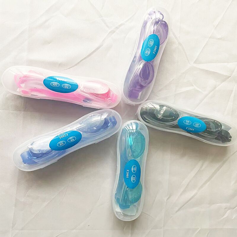 Waterproof swimming goggles with flexible headband Stornfield