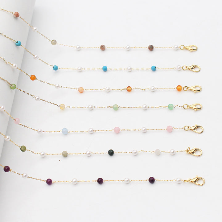 Elegant Multi-Color Eyewear Chain Stornfield