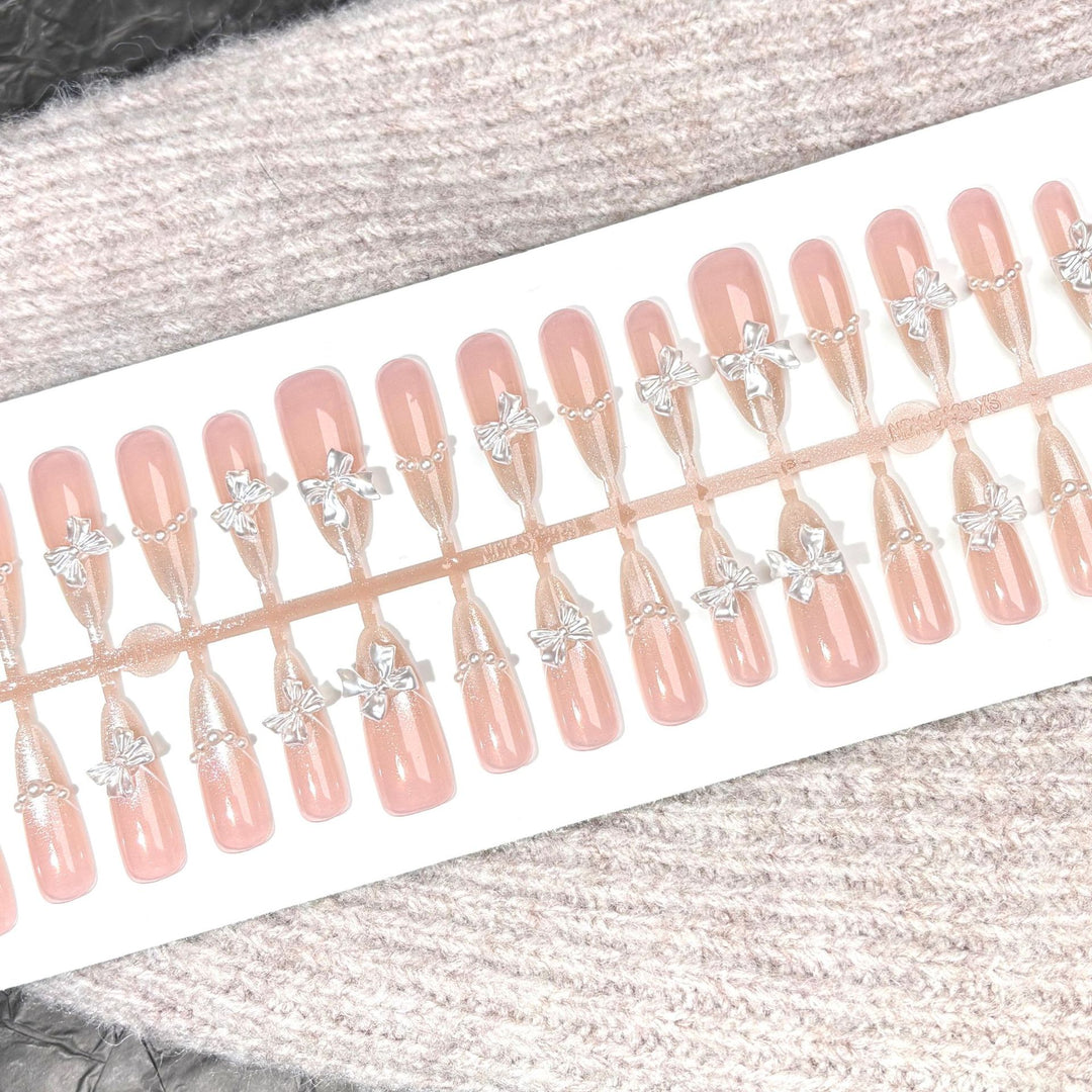 Elegant Rhinestone-Embellished Press-On Nail Set