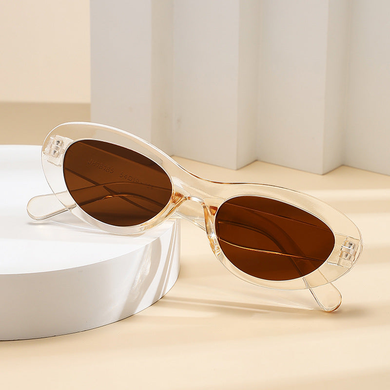 Ladies' fashionable sunglasses in elegant cat-eye style Stornfield