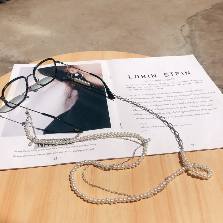Elegant Pearl Accented Eyewear Chain Stornfield