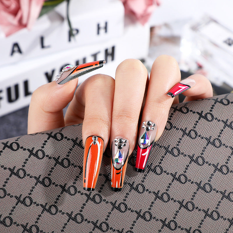Creative artificial nails with modern color play Stornfield