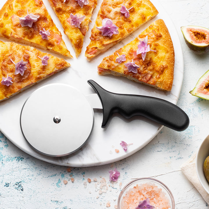Ergonomic Pizza Cutter Made of Stainless Steel Stornfield