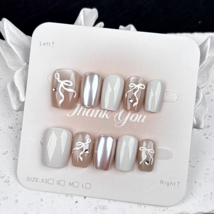 Elegant Press-On Nail Art Set with Bow Accents