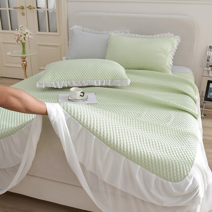 Ladies elegant bedspread set with decorative ruffled hem Stornfield