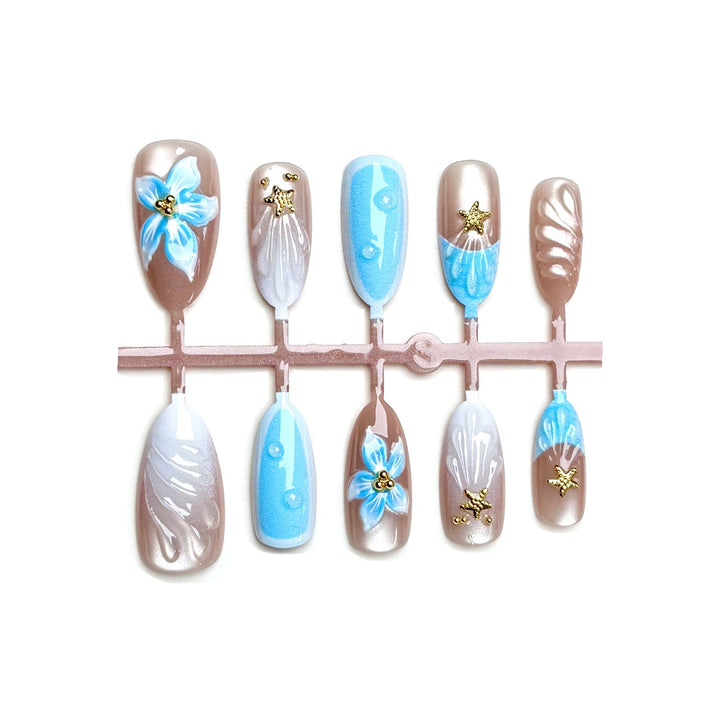 Artistic Press-On Nail Art Set with Floral Designs