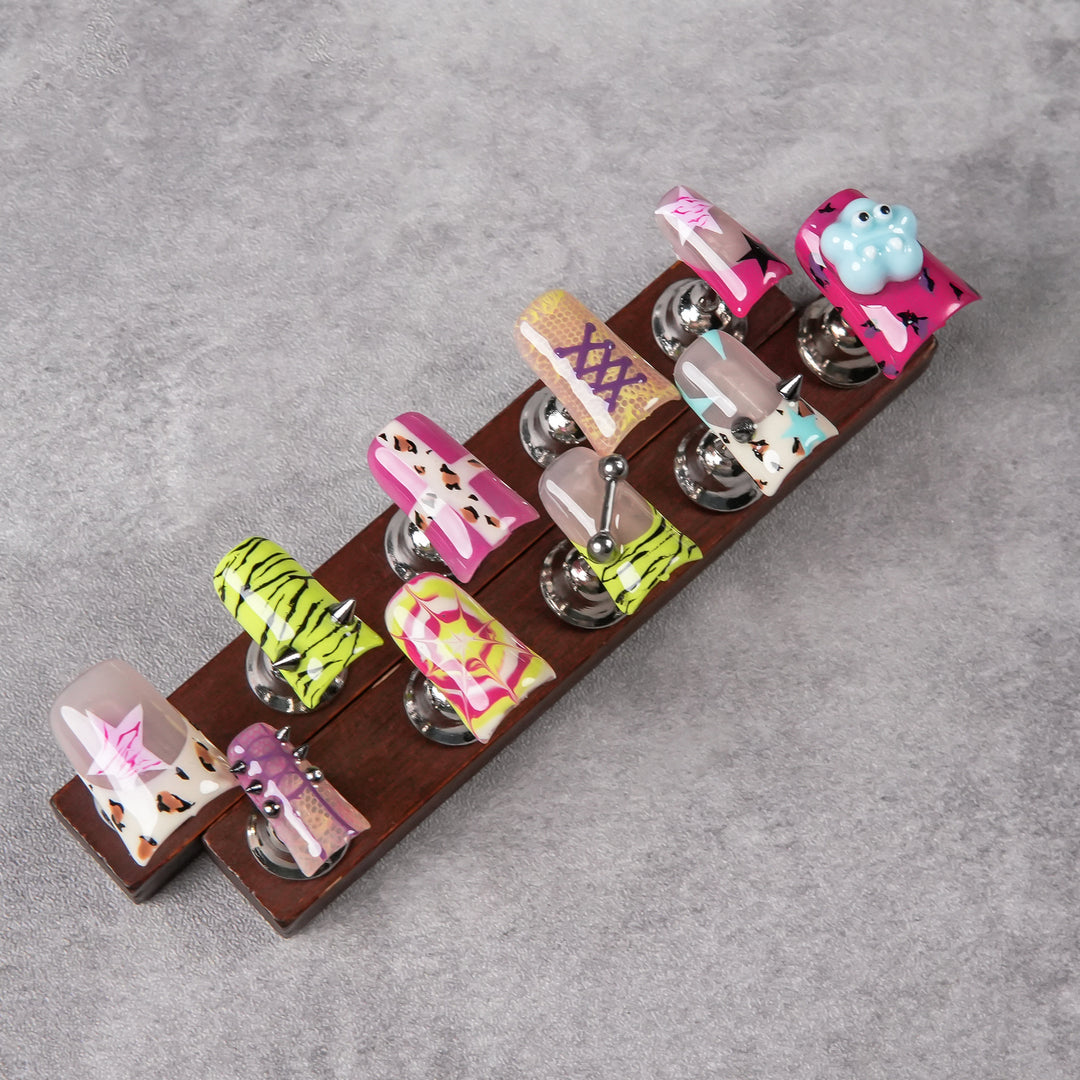 Creative 3D Press-On Nail Art Set