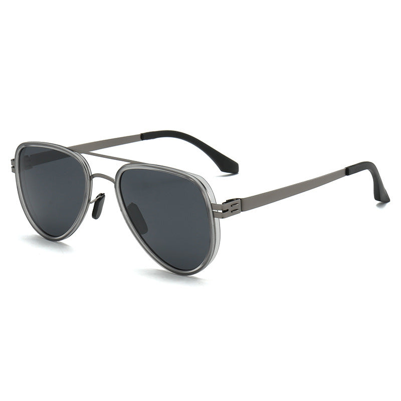Women Aviator Sunglasses with robust metal frame and polarized lenses Stornfield
